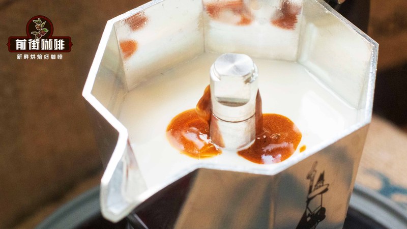 咖啡甜感的酸苦平衡，拿铁不加糖也甜的豆与奶配合