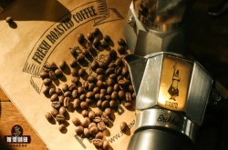 摩卡壶使用方法 摩卡壶咖啡粉末粗细 哪些摩卡壶咖啡豆适合入门学习