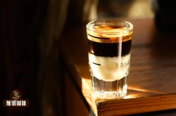 西班牙拿铁和Café Bombón是什么关系？瓦伦西亚炼乳咖啡做法与配方比例