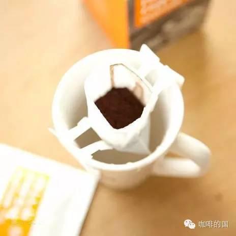 挂耳咖啡和速溶咖啡有什么区别？挂耳包是什么、怎么冲泡一次讲清