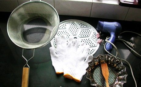 在家用手滤网烘焙咖啡豆难吗？生豆挑选与手工烘焙要点全解析