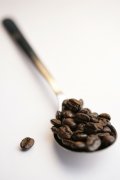 咖啡的好处与坏处有哪些？每天喝多少才提神不伤身