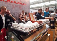 La Marzocco Strada 凭什么被称为吧台手的春梦？能实时调压的意式咖啡机有多强