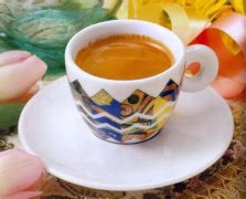 Espresso怎么喝才专业？一口闷和分次品，风味差别竟然这么大