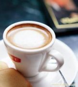 Single espresso 浓缩咖啡怎么喝？为什么欧洲人一两口就干掉