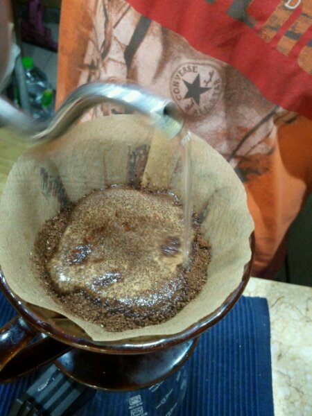 咖啡豆怎么煮 鬼齿磨豆机先研磨 鬼齿 磨豆机 研磨