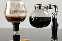 虹吸壶咖啡怎么做？塞风壶原理、粉粗细与冲煮技巧一次讲清