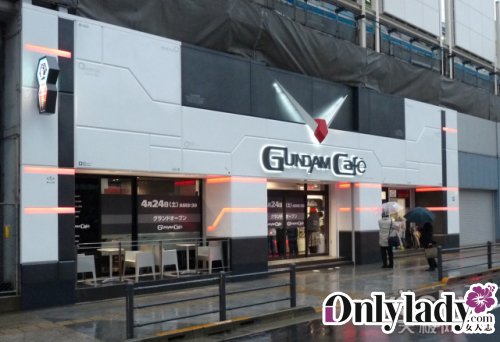 日本秋叶原高达咖啡店 GUNDAM Café