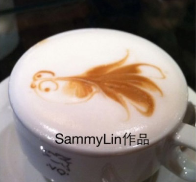 SammyLin圈围法咖啡拉花艺术:金鱼