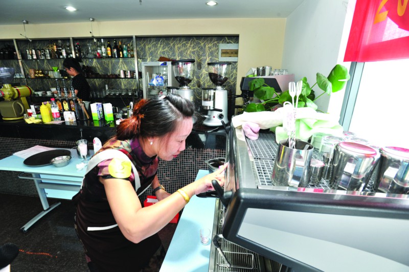 咖啡师展示技艺