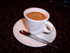 怎样喝咖啡才最好喝？不加牛奶、趁热喝、七八分满才是关键
