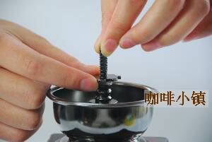 转:手摇咖啡机的使用 - 奔三狼 - 奔三狼的博客