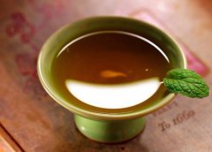 抹茶拿铁壶里，煎茶与埃塞豆的握手