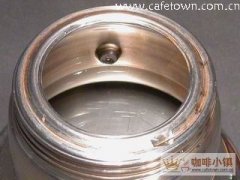 摩卡壶怎么用？传统摩卡壶煮咖啡步骤图解与清洁保养全攻略