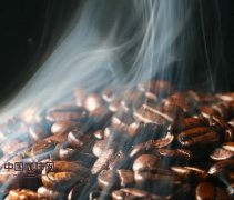 自己在家烘焙咖啡豆难吗？第一爆第二爆与咖啡烘焙入门全解析