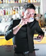 正宗意式咖啡为什么用超小杯？Espresso 杯型与萃取标准一次讲清