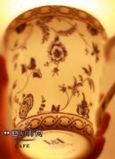 骨瓷咖啡杯为什么比普通瓷杯更适合装咖啡？材质、保温与保养全解析
