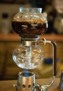 虹吸壶煮咖啡怎么做？塞风壶冲煮步骤与口味特点全解析