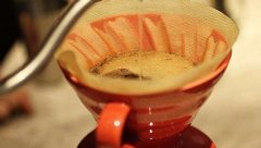 如何像专业杯测师一样评鉴咖啡？7个步骤与评分标准全解析
