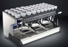 Rancilio Classe 9S 双头、三头还是四头？锅炉与功率参数怎么选