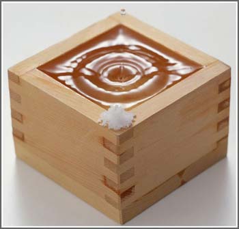 精美时尚餐具欣赏:原木器皿
