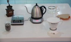 手冲咖啡粉水比多少才合适？SCAE标准手冲咖啡教程与步骤详解