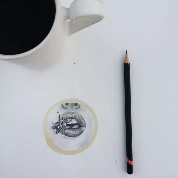 不是爱咖啡,而是爱画画!