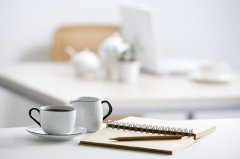 咖啡杯的材质怎么选？瓷杯、玻璃杯、骨瓷杯哪种更适合喝咖啡？