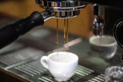 咖啡豆是牧羊人发现的吗？关于咖啡的18个冷知识一次讲清