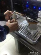 打奶泡的技术分享 打奶泡的角度与奶泡的形成