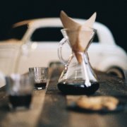 比利时咖啡壶值得入手吗？皇家虹吸壶的原理与手冲摩卡壶对比