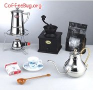 摩卡壶煮咖啡怎么用？意式浓缩咖啡的器具准备与操作步骤详解