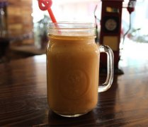 咖啡牛奶冻怎么做才分层不混？速溶咖啡也能做的冷藏甜品教程