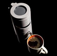 美式咖啡怎么做才不难喝？从研磨、水温和拼配豆说起的家用手冲指南