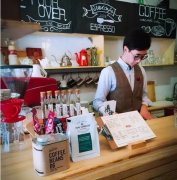 北京青年路 Inner Cafe：双子咖啡与手冲单品，90后日语生开的日杂风小店