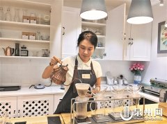 一天喝1000杯咖啡是什么体验？国际咖啡品质鉴定师教你闻香识豆