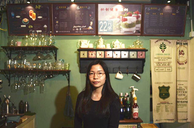 1490488765904058592.jpg 人物4_副本.jpg