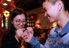 襄阳“硕博”相亲会开进咖啡馆 小范围"精准联谊"受青年人欢迎