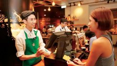 星巴克为什么不卖小杯？中杯就是最小杯的杯型命名真相