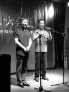 50年头一遭 常佩业咖啡馆说相声扶植年轻人