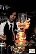 虹吸咖啡怎么冲才冠军级？香港冠军Pinky的豆子拼配与手法全解析
