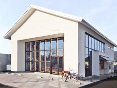 在北海道的复合式咖啡商店・Shiro涤净身心