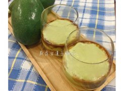 酪梨牛奶加咖啡好喝吗？越南果汁店常见的牛油果咖啡做法与配方