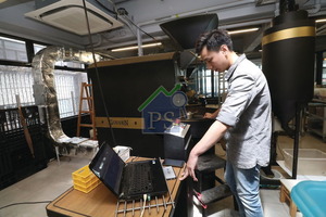 現在更可利用電腦控制及監控炒豆過程,以確保咖啡豆的品質。