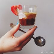 咖啡馆用什么杯子合适？拉花杯与单品杯的区别一次讲清