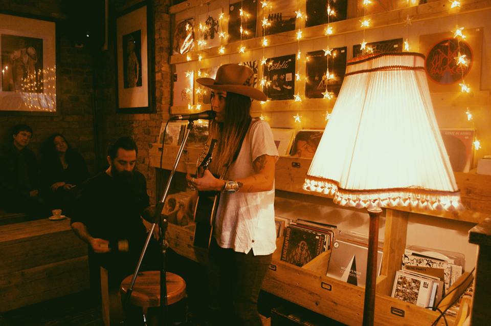 Lion Coffee & Records_19