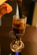 虹吸壶咖啡什么时候搅拌、什么时候熄火？闻香与粉层两个判断法