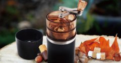 咖啡研磨机哪个牌子好？手摇磨豆机与研磨咖啡随行杯怎么选
