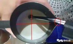 蒸汽牛奶和泡沫牛奶有什么区别？奶泡分层、不绵密的原因与解决方法