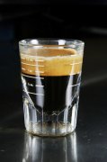 Espresso意式浓缩怎么冲？意式黑咖啡和美式咖啡有什么区别